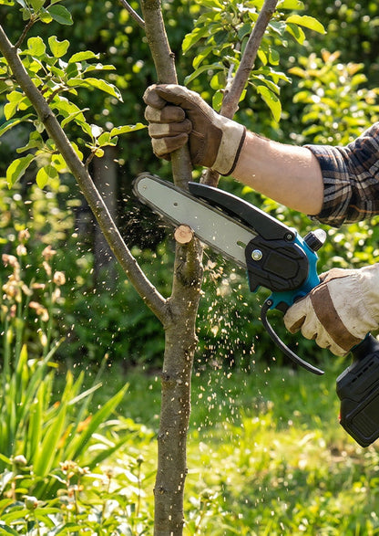 Cordless 16 cm Mini Saw