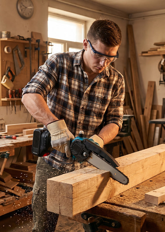 Cordless 16 cm Mini Saw