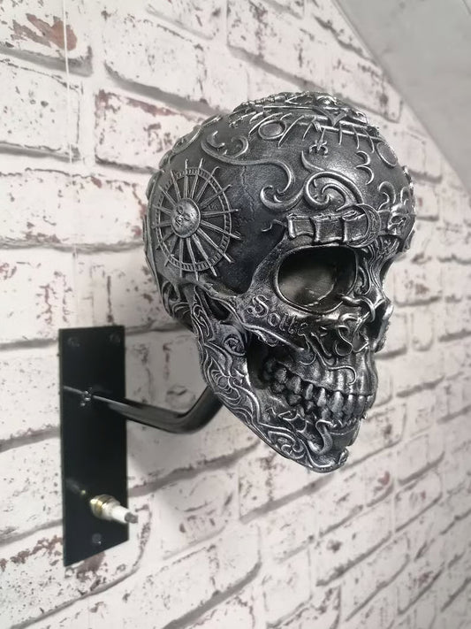 SkullHook – Holder for Helmet and Jacket