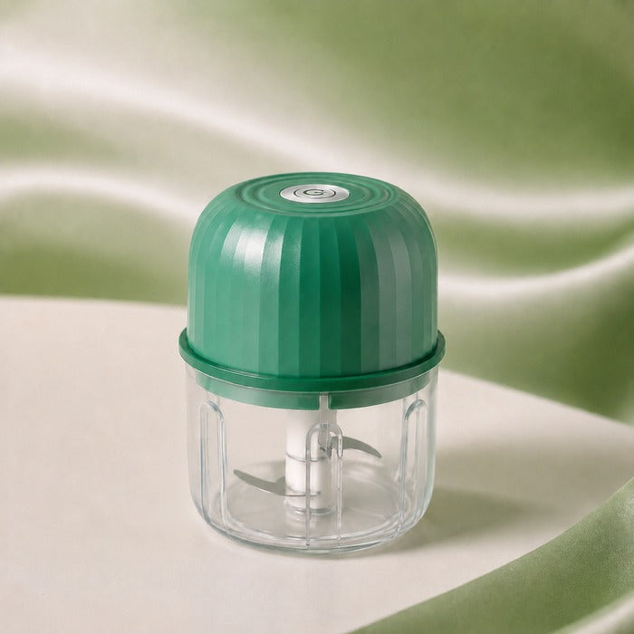 PrepPod – Cordless Mini Chopper for Garlic, Onions and Herbs in Seconds