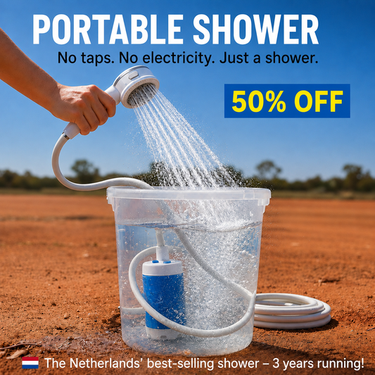 Portable Water Pump: Set with Hose and Sprayer