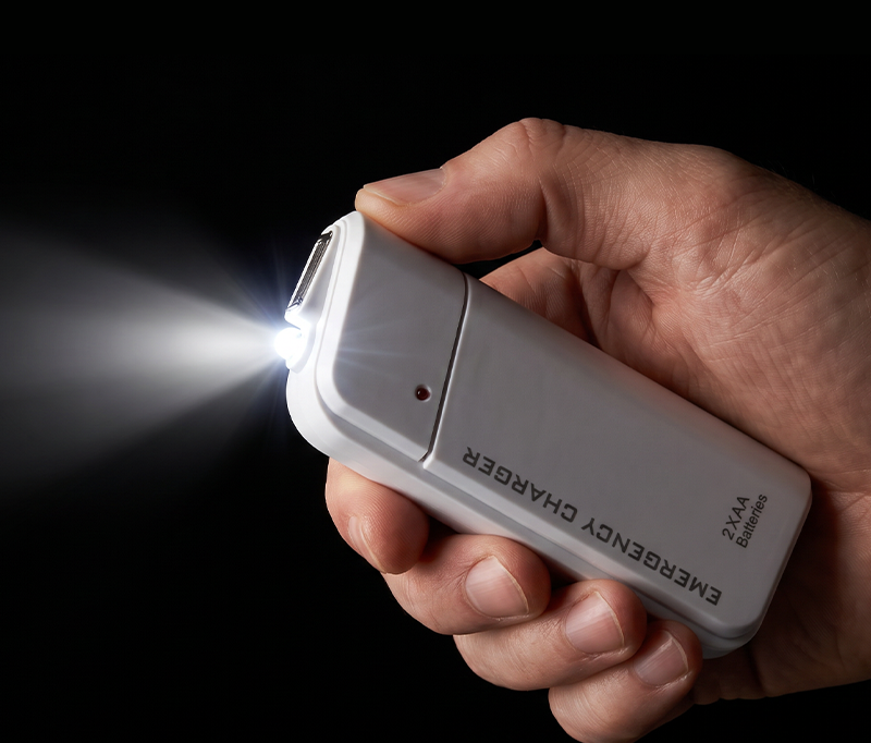Portable Emergency Charger with AA Batteries – USB charging, compact and with LED torch – perfect for travel, commuting and power cuts