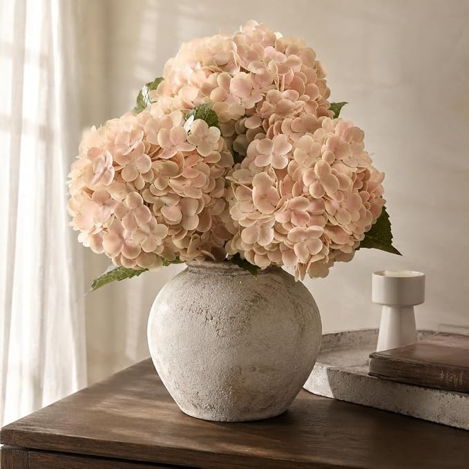 Artificial Autumn Hydrangea – Lifelike artificial hydrangeas with a realistic texture