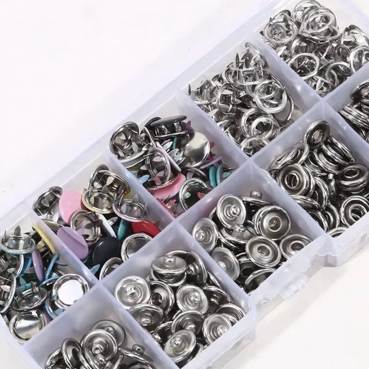 SnapButton: Give Your Clothes a New Lease of Life!